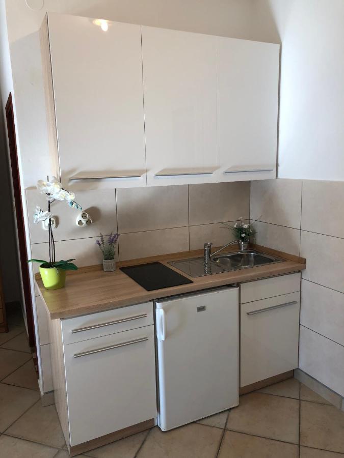 Guest House Renata Plomin Kültér fotó