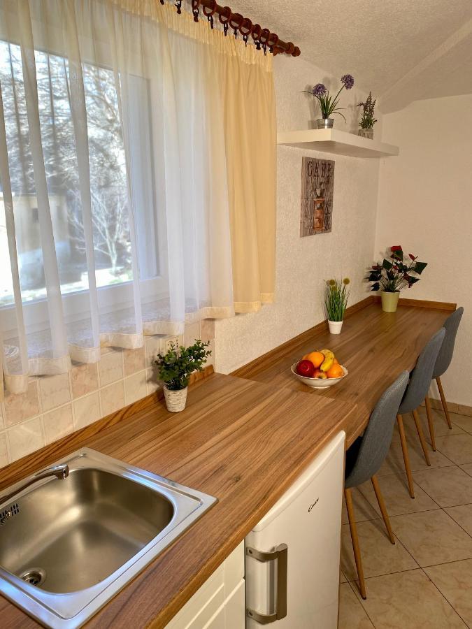 Guest House Renata Plomin Kültér fotó